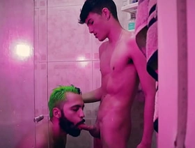 Camilo Brown Caught Hot Twink Andres ZP Jerking To Him And Invited Him Into The Shower For An Amazing Blowjob