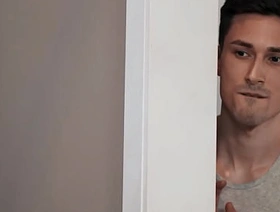 MEN - Kane Fox Watches Roman Todd Pumping Iron At The Gym, He Gets Horny For His Dick