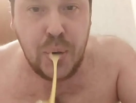 Gay fucks his throat with a huge dick, a mouthful of cum, and stretches his anal!